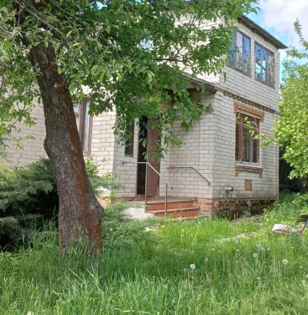 Дом, 4-кімн., Люботин, Харьковский район