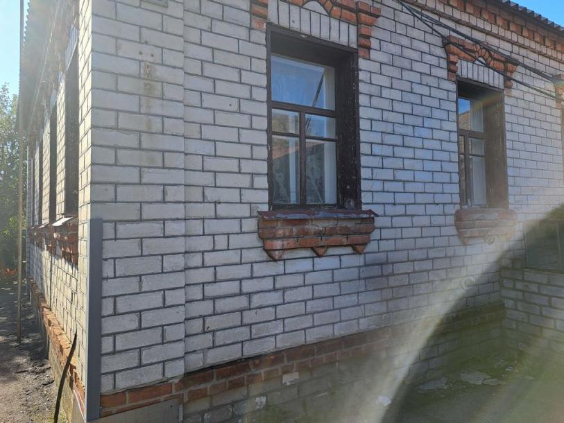 Дом, 4-кімн., Харьков, Жихарь
