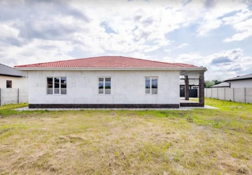 Дом, 4-кімн., Харьков, Большая Даниловка