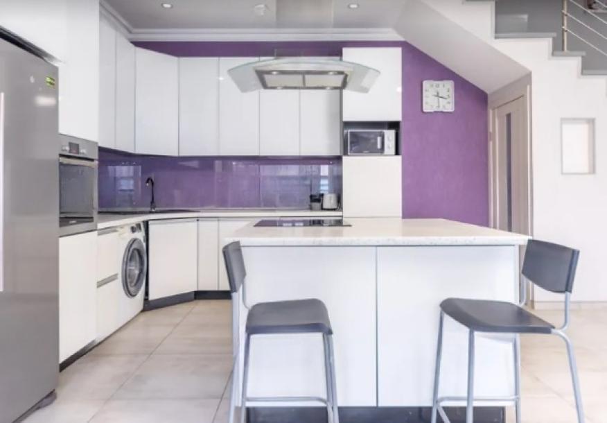 Таунхаус, 4-кімн., Харьков, Большая Даниловка