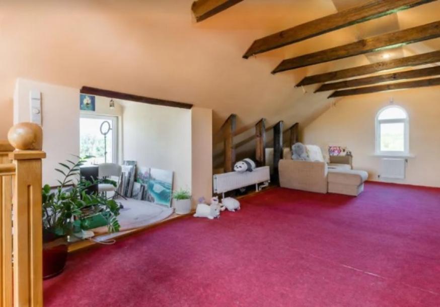 Дом, 5-кімн., Харьков, Алексеевка