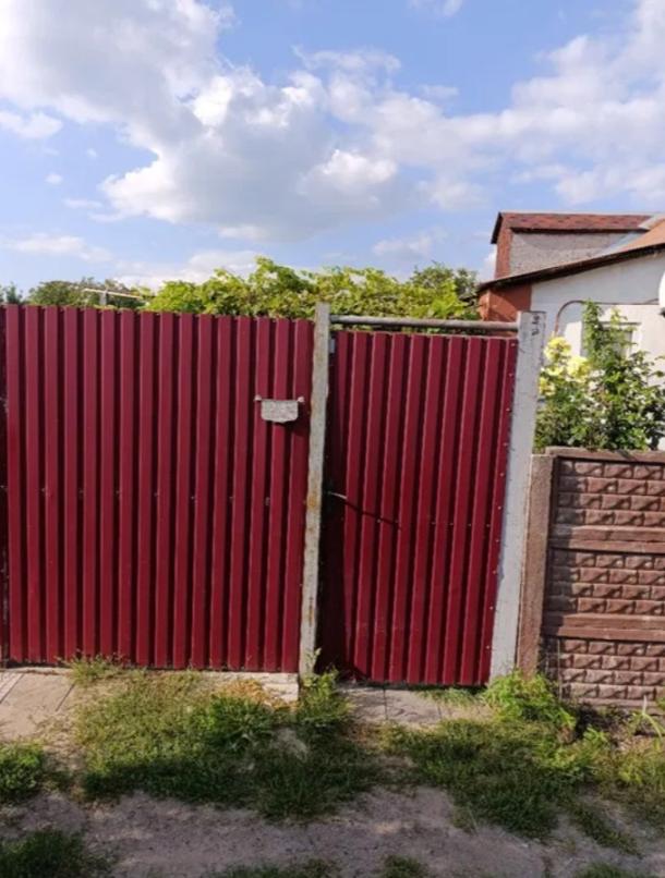 Дом, 4-кімн., Печенеги, Чугуевский район
