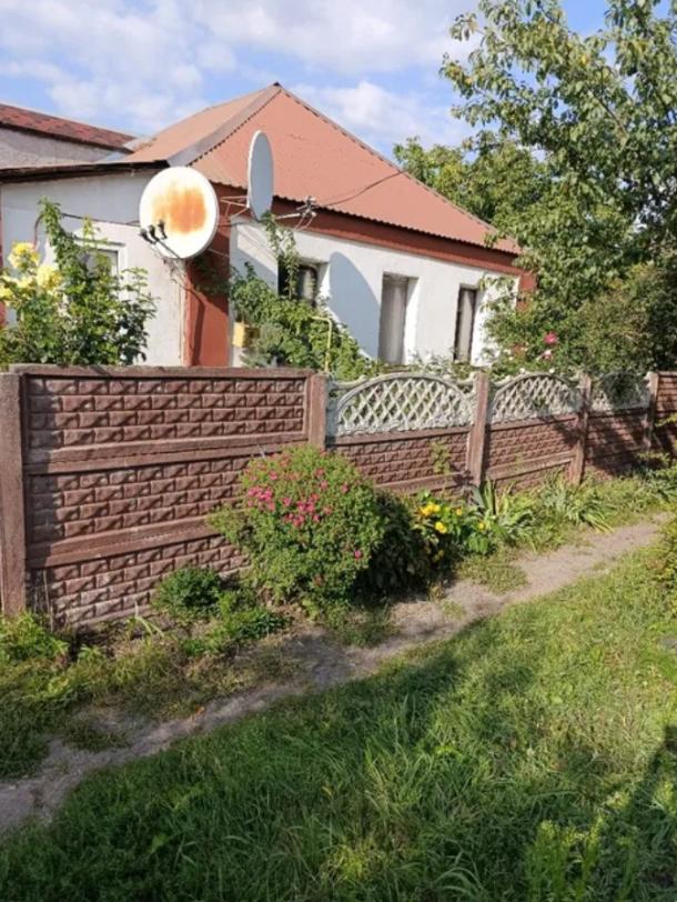 Дом, 4-кімн., Печенеги, Чугуевский район