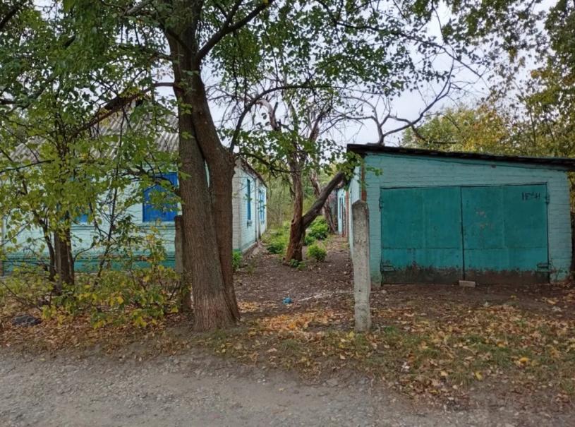 Дом, 4-кімн., Люботин, Харьковский район