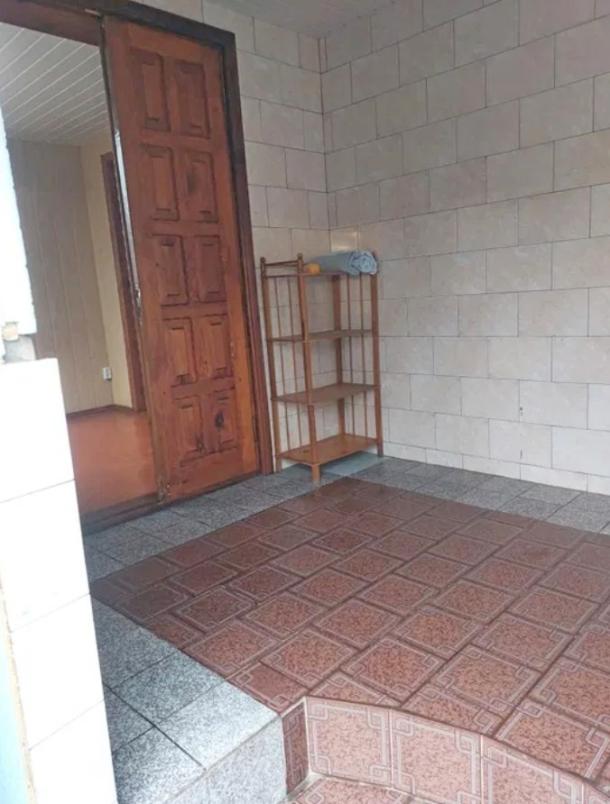 Дом, 5-кімн., Золочев, Богодуховский район