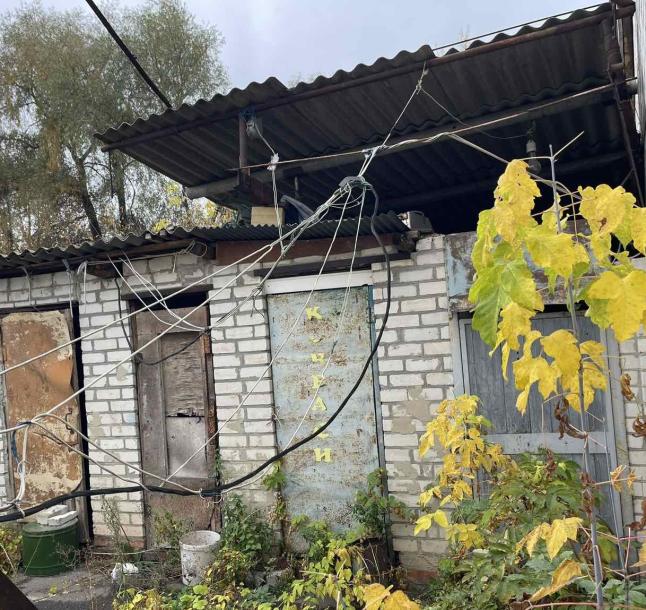 Дом, 2-кімн., Харьков, Сосновая горка