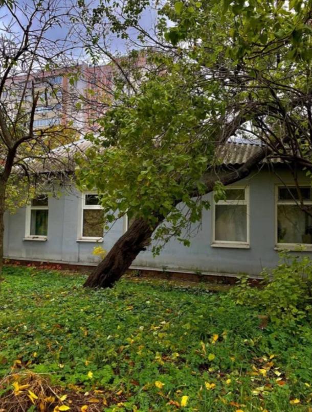 Дом, 5-кімн., Харьков, Павловка