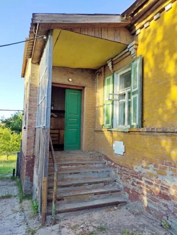 Дом, 3-кімн., Харьков, Песочин