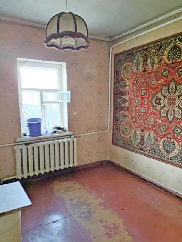 Дом, 3-кімн., Харьков, Песочин