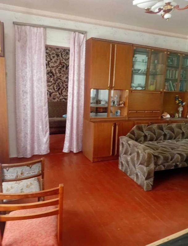 Дом, 4-кімн., Высочиновка, Чугуевский район