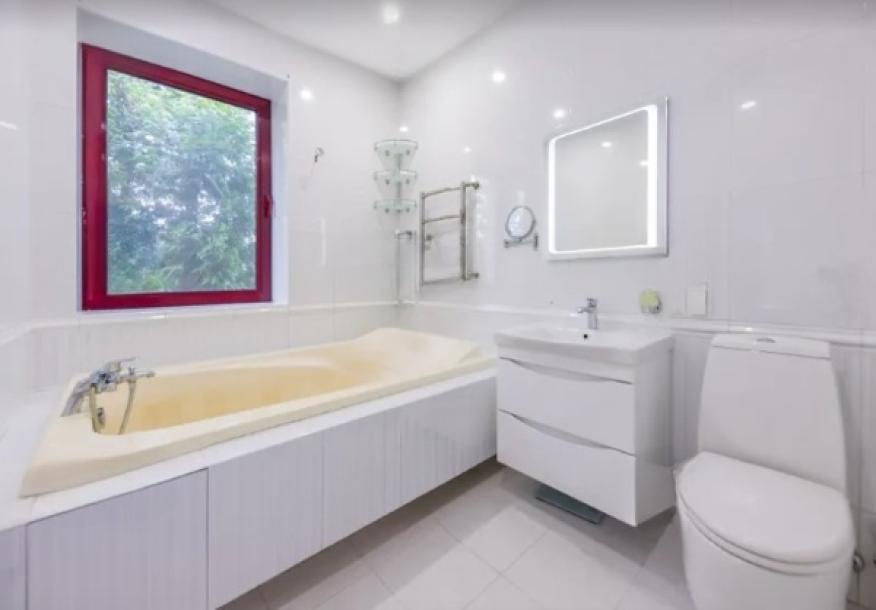 Дом, 4-кімн., Харьков, Холодная Гора