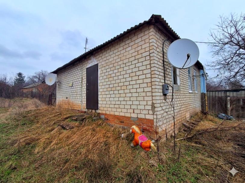 Дом, 1-кімн., Люботин, Харьковский район