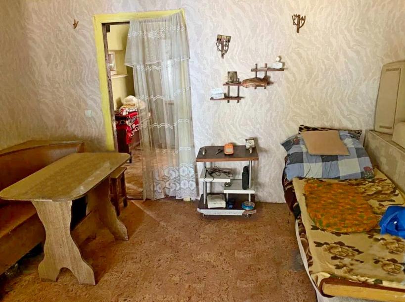 Дом, 3-кімн., Новопокровка, Чугуевский район