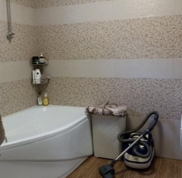 Дом, 3-кімн., Харьков, Павлово Поле