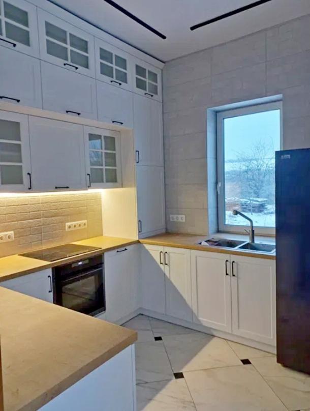 Дом, 5-кімн., Новая Водолага, Харьковский район