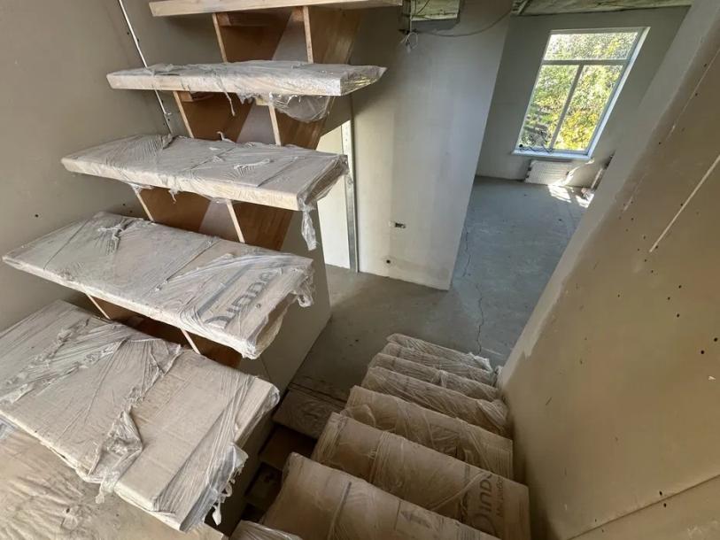 Дом, 4-кімн., Харьков, Павленки