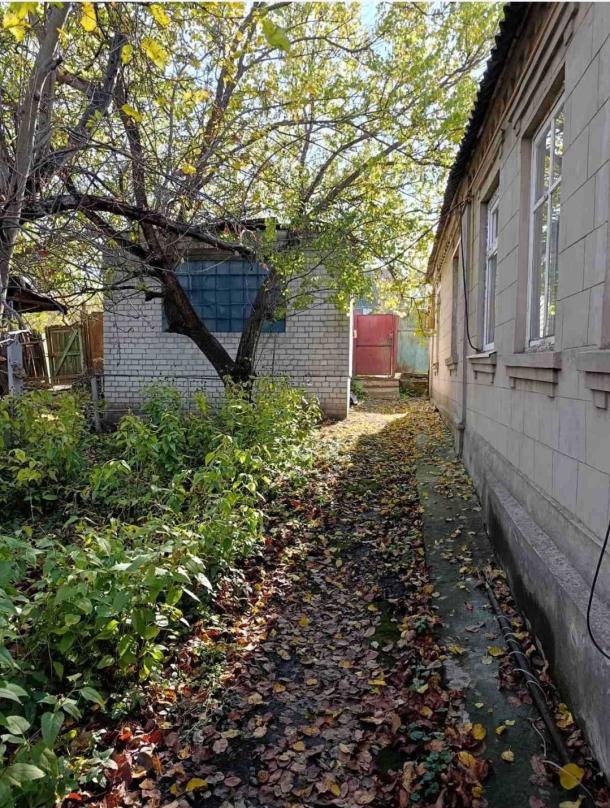 Дом, 4-кімн., Харьков, Песочин