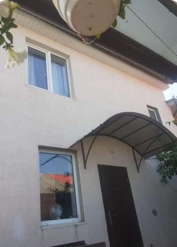 Дом, 5-кімн., Харьков, Восточный