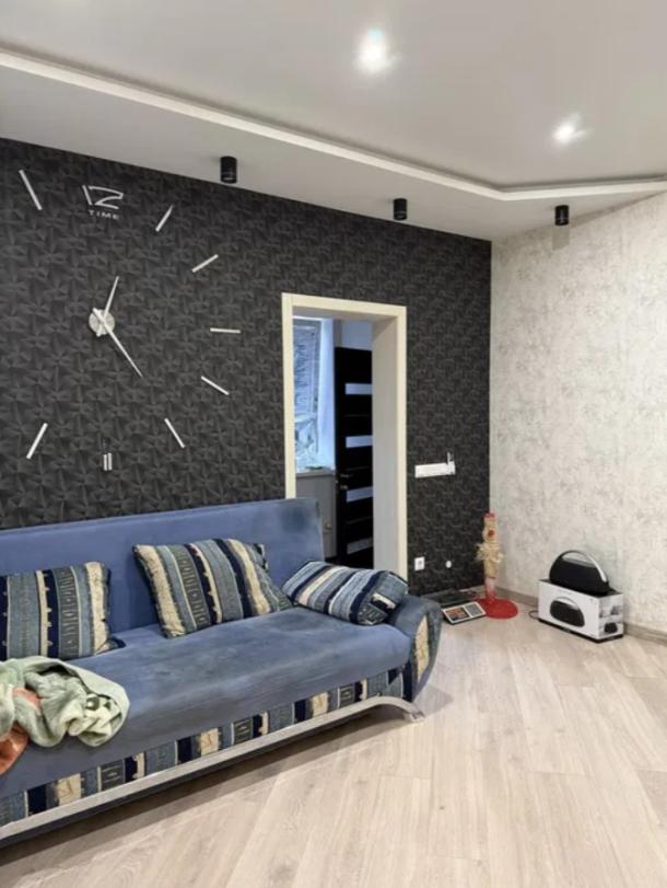 Дом, 3-кімн., Новопокровка, Чугуевский район