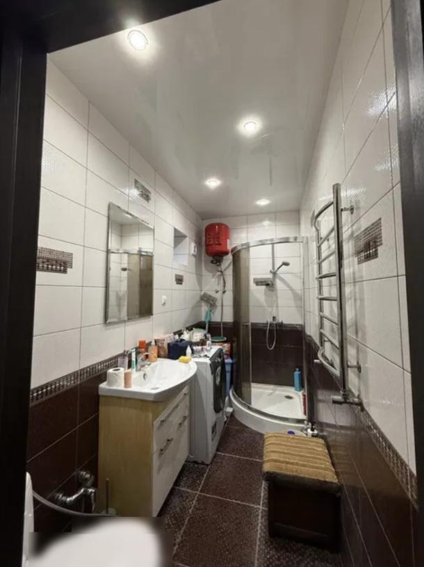 Дом, 3-кімн., Новопокровка, Чугуевский район