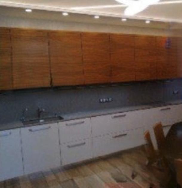 квартира, 5-кімн., Харьков, Госпром, Культуры (Калинина, Свердлова, Советская Советский 3 пер.)