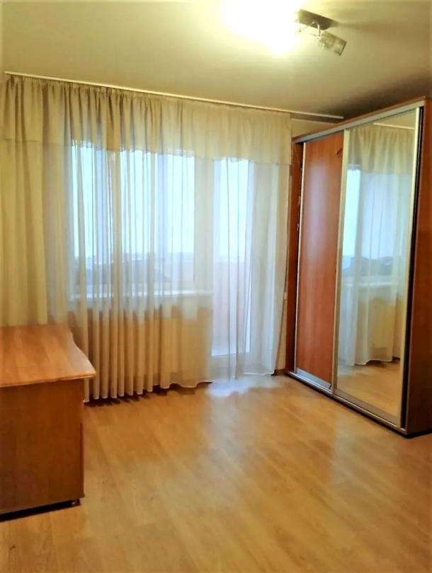 квартира, 3-кімн., Харьков, Павловка, Сухумская