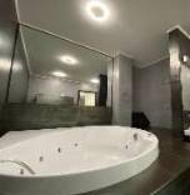 квартира, 4-кімн., Харьков, Гагарина метро , Вернадского