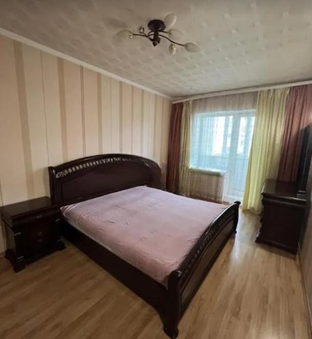 квартира, 3-кімн., Харьков, 603м/р, Юбилейный пр. (50 лет ВЛКСМ пр.)