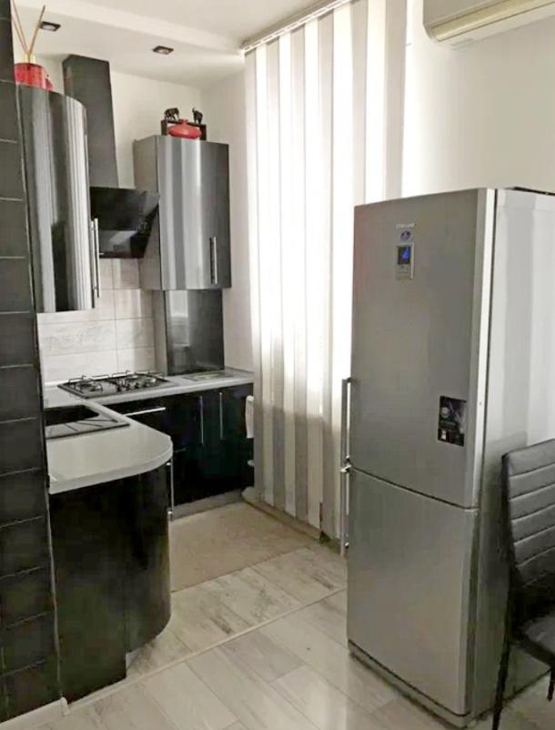 квартира, 4-кімн., Харьков, Центральный рынок метро, Дмитриевская