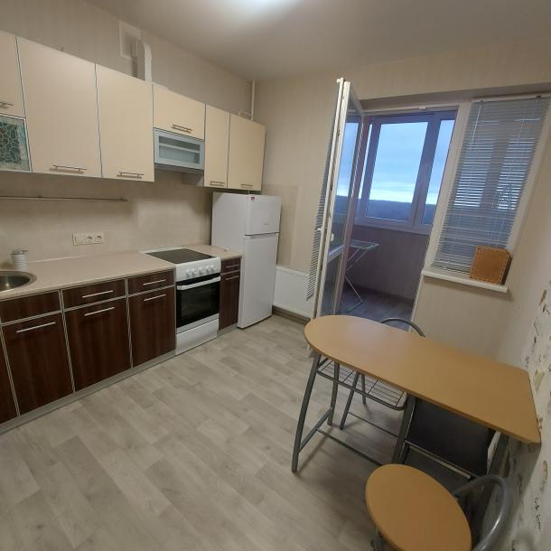 квартира, 1-кімн., Харьков, Алексеевка, Домостроительная