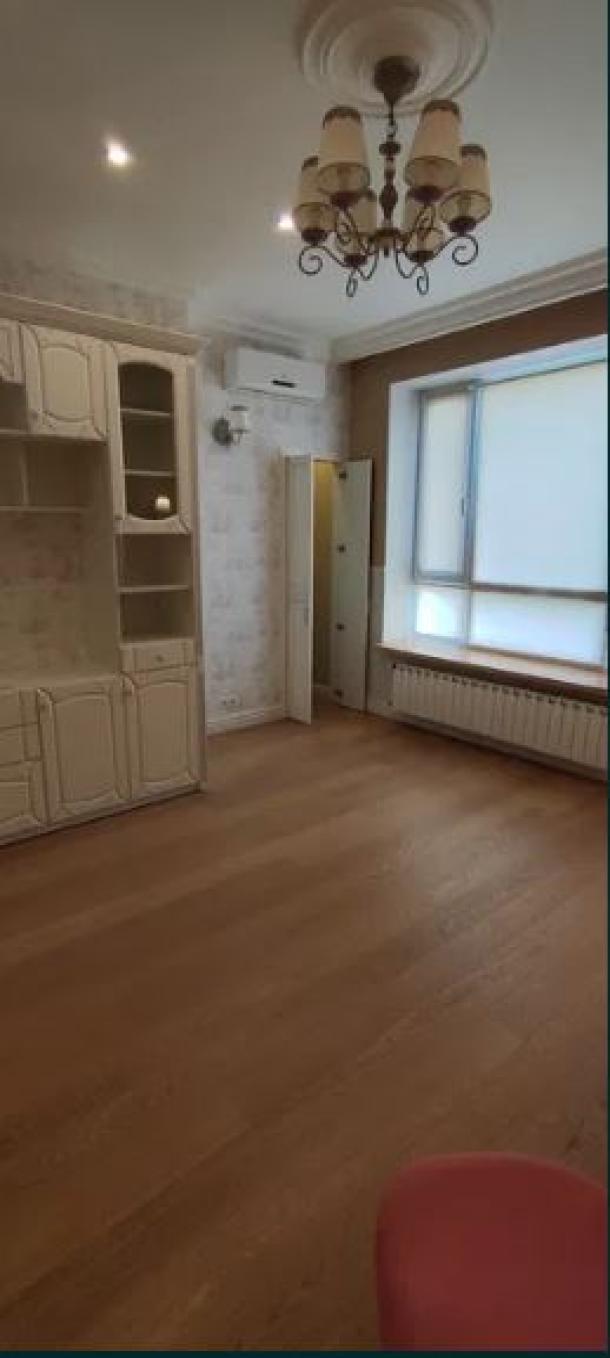 квартира, 3-кімн., Харьков, Алексеевка, Победы пр.