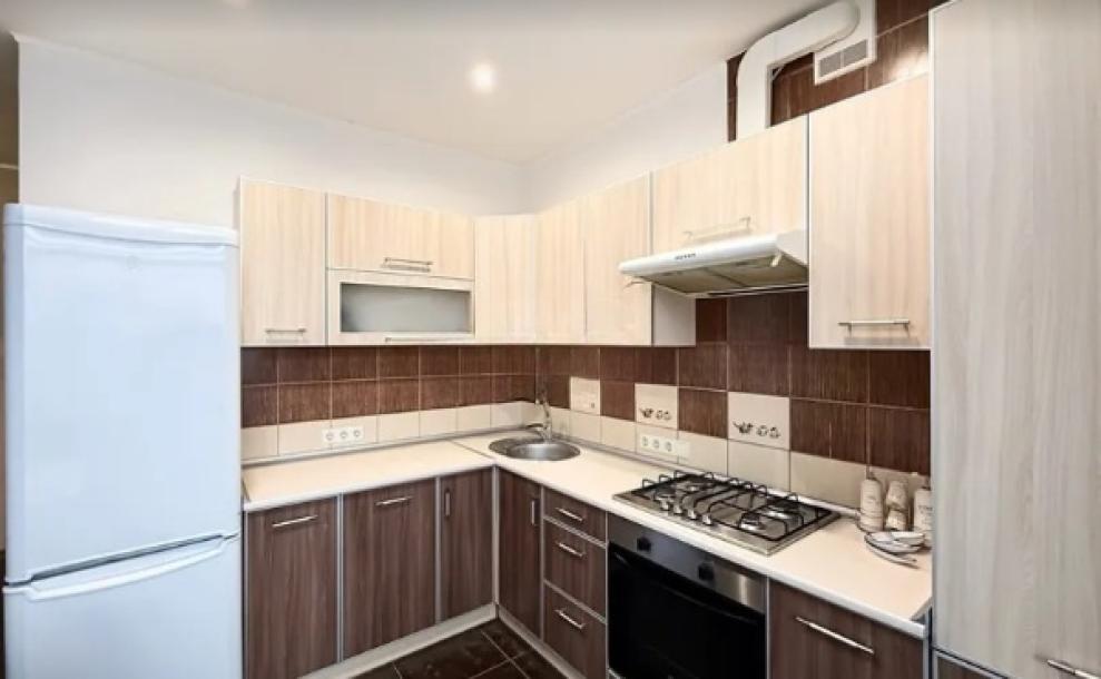 квартира, 2-кімн., Харьков, Защитников Украины метро, Малиновская