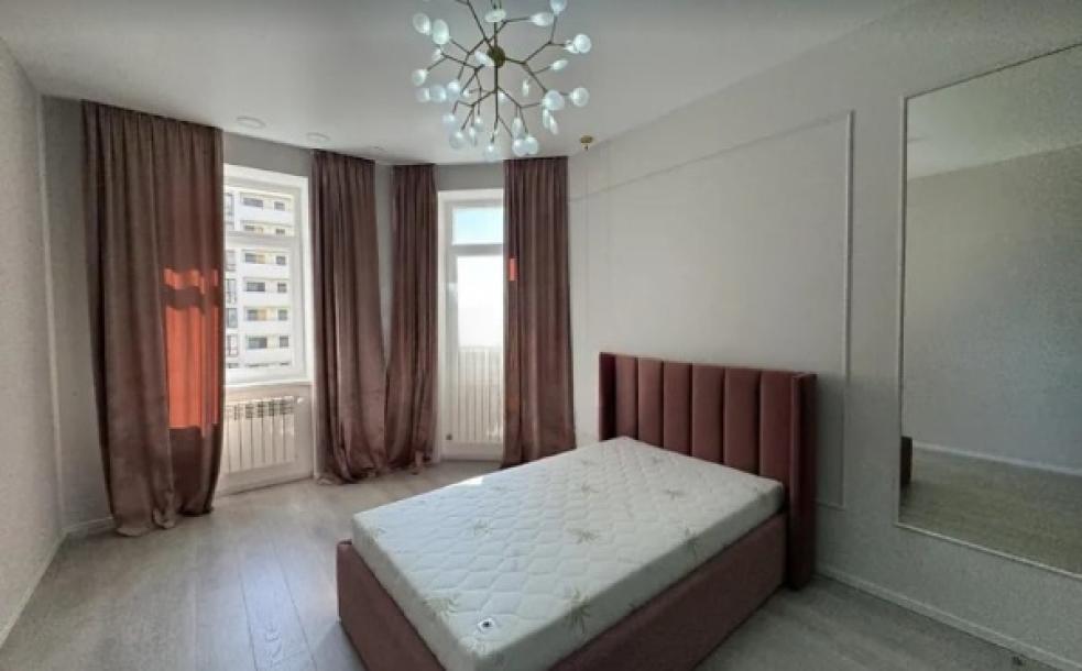 квартира, 3-кімн., Харьков, Павлово Поле, Профессорская