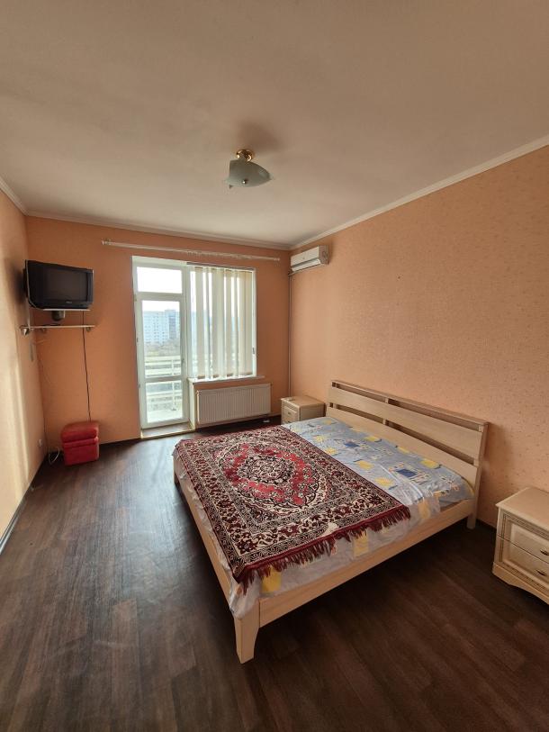 квартира, 2-кімн., Харьков, 519м/р, Академика Барабашова