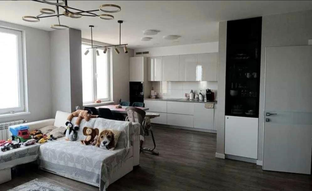 квартира, 3-кімн., Харьков, 602м/р, Юбилейный пр. (50 лет ВЛКСМ пр.)