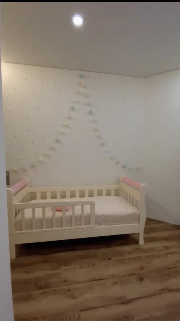 квартира, 2-кімн., Харьков, Павлово Поле, Профессорская