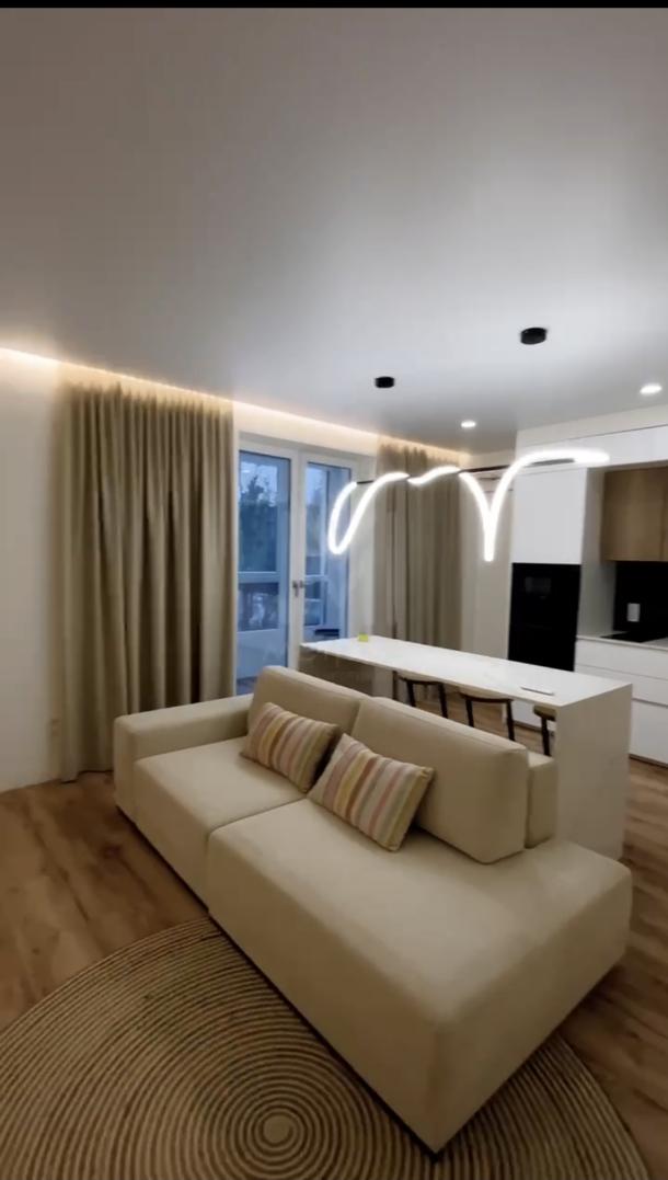 квартира, 2-кімн., Харьков, Павлово Поле, Профессорская