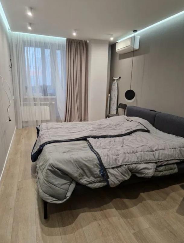 квартира, 2-кімн., Харьков, 1 Северная Салтовка, Гвардейцев Широнинцев