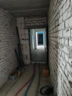 новостройка, Харьков, Защитников Украины метро