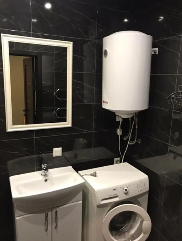 квартира, 1-кімн., Харьков, Защитников Украины метро, Искринский пер.