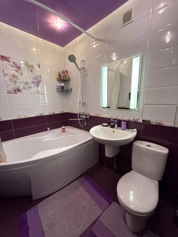 квартира, 3-кімн., Харьков, МЖК, Кричевского