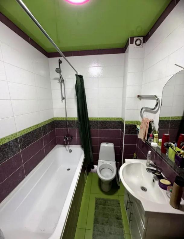 квартира, 2-кімн., Харьков, 1 Северная Салтовка, Родниковая (Красного милиционера, Кирова)