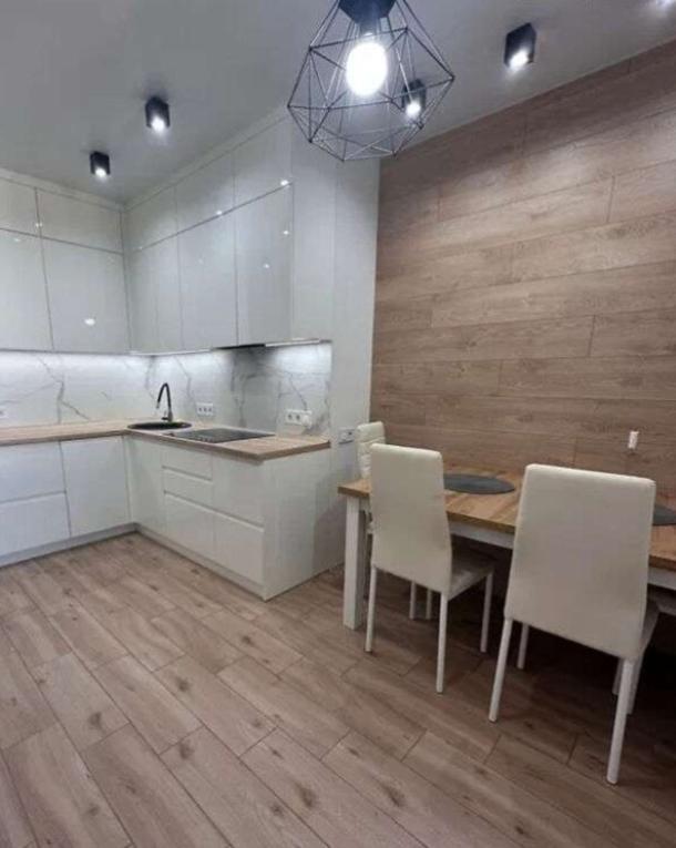 квартира, 2-кімн., Харьков, ХТЗ, Мира