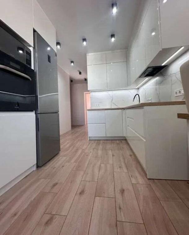 квартира, 2-кімн., Харьков, ХТЗ, Мира