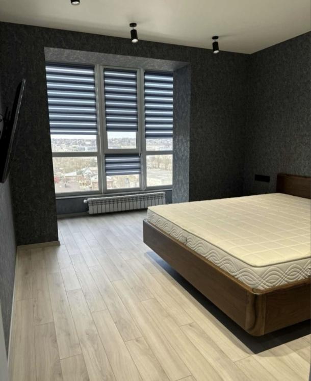 квартира, 4-кімн., Харьков, Павловка, Клочковская