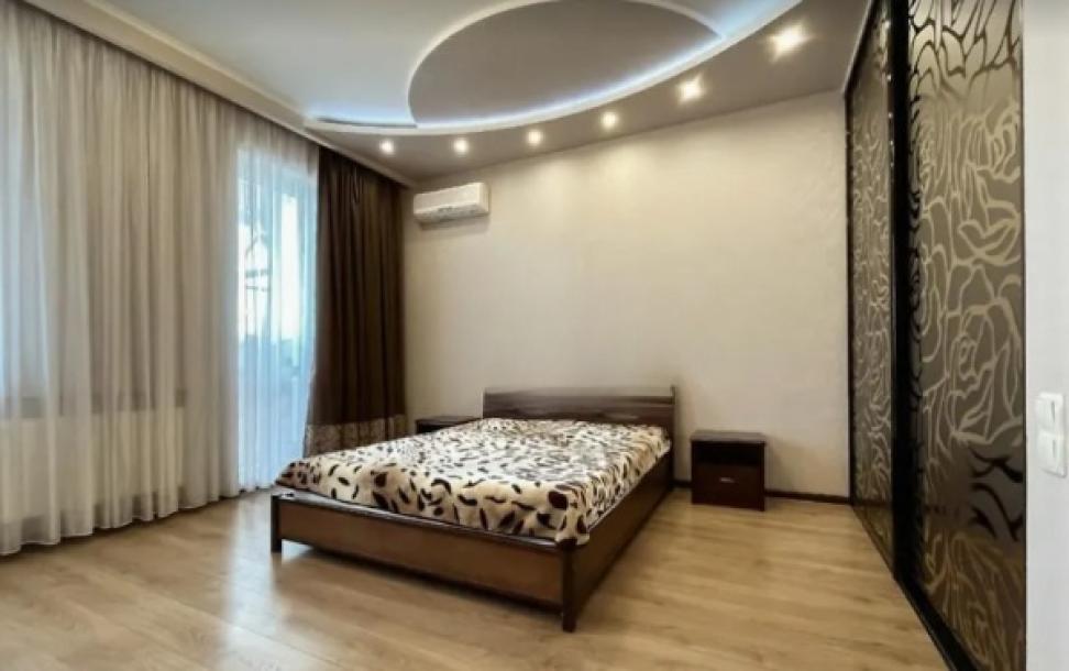 квартира, 2-кімн., Харьков, Павлово Поле, Науки пр.