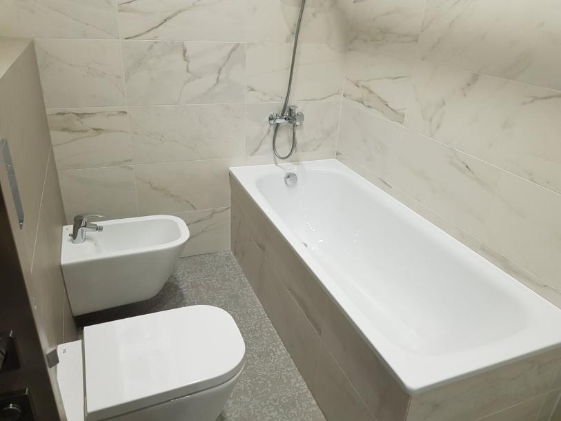 квартира, 2-кімн., Харьков, Защитников Украины метро, Героев Харькова пр-т