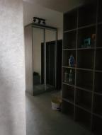 новостройка, Харьков, Защитников Украины метро