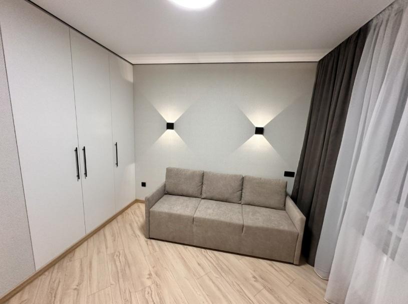 квартира, 3-кімн., Харьков, Журавлевка, Борткевича