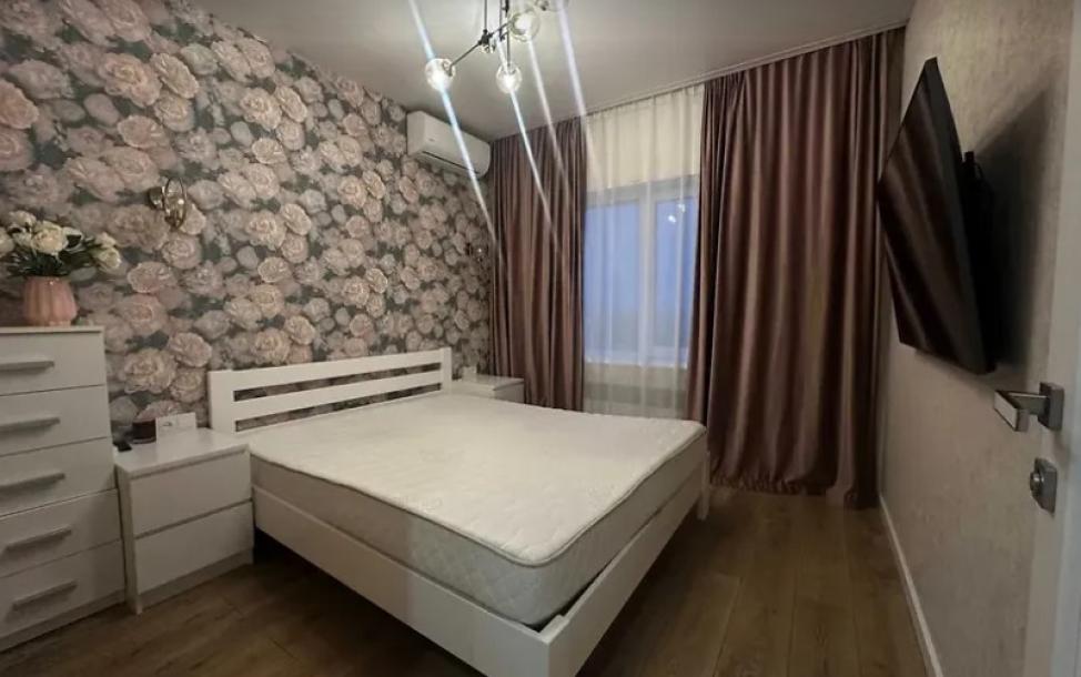 квартира, 3-кімн., Харьков, Журавлевка, Борткевича